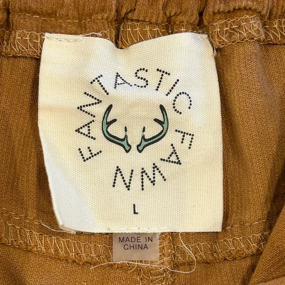 Fantastic Fawn Brown Corduroy Cuff Short with Pearl Accent Paper Bag Waist L